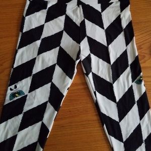 EUC OS Disney Villan leggings